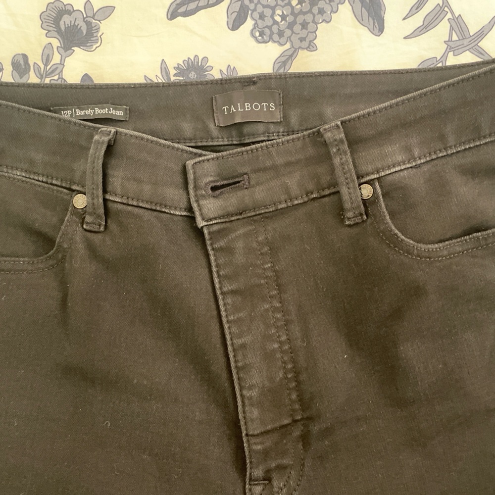 Talbots Barely Boot Jeans in Black - Picture 4 of 11